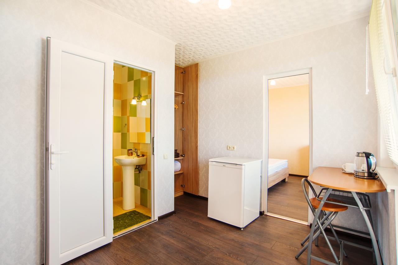 Guest House Filin Karolino-Buhaz Eksteriør bilde