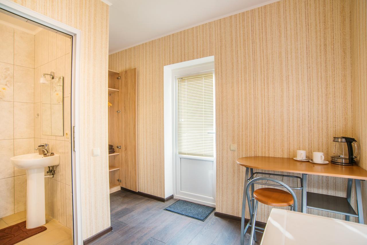 Guest House Filin Karolino-Buhaz Eksteriør bilde